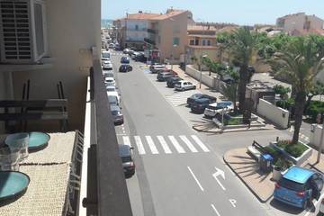 Gîte pour 6 personnes, avec balcon et jacuzzi dans Office De Tourisme De Valras Plage