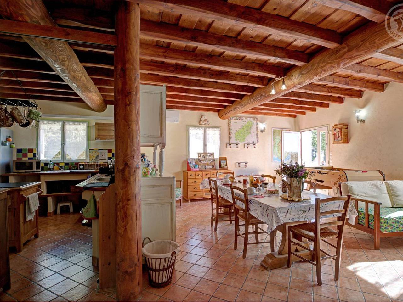 Gîte spacieux avec cour sécurisée - 6 pers. in Chavanay, Parc Naturel Régional du Pilat