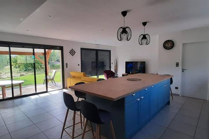 Location de vacances pour 6 personnes, avec Terrasse et Jardin à District de Lu'nan - 2