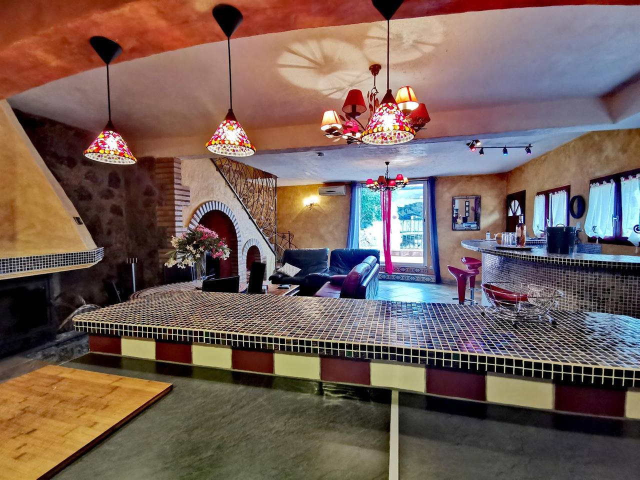 Tour  Catalane in Ille-sur-Têt, Mittelmeerküste (Frankreich)