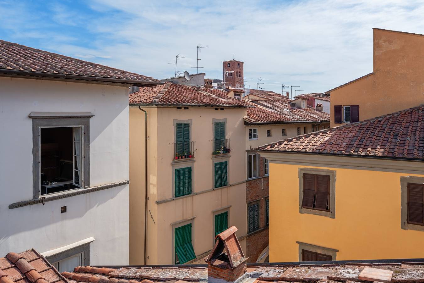 Nami House – Modern Comfort in the Heart of Lucca in Lucca, Lucca Province