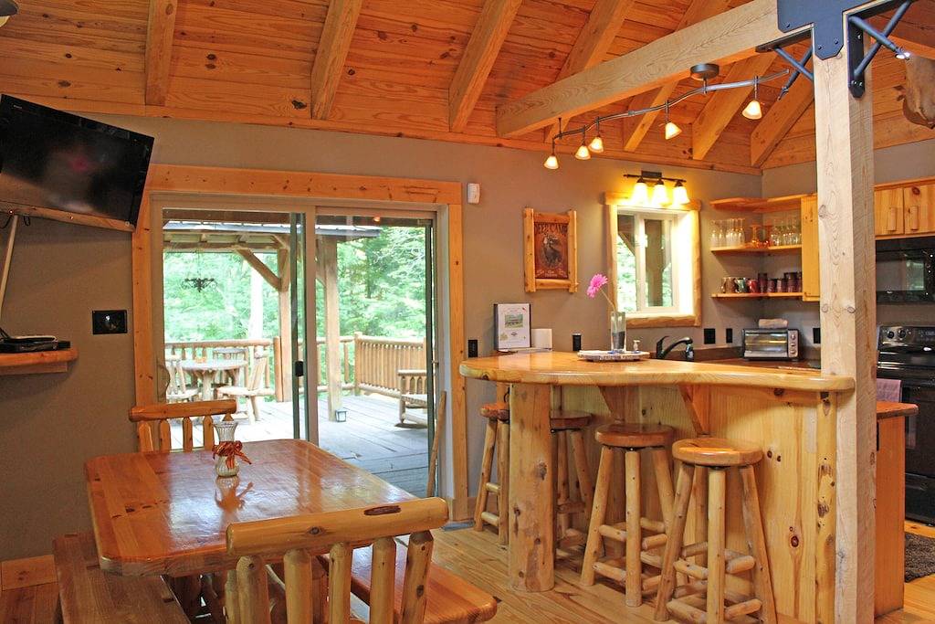 Entfliehen Sie dem wunderschönen südlichen Indiana in Lemon Ridge Lodge am Lake Lemon in Monroe County (IN)