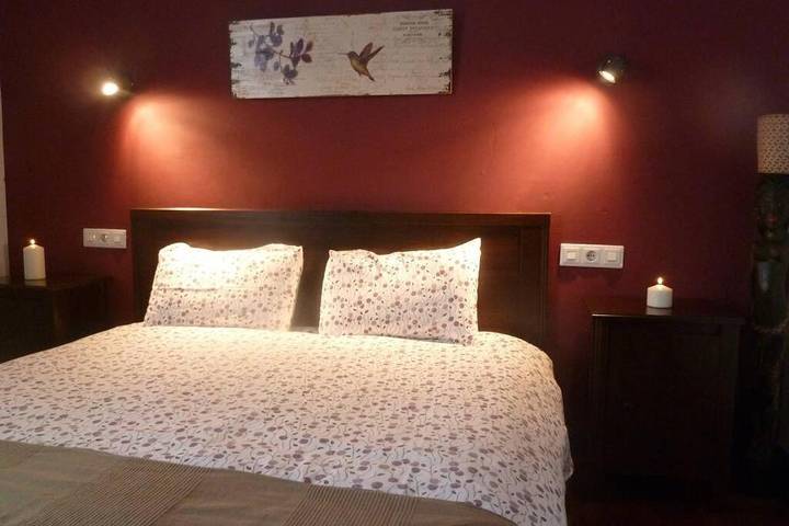 Casa de vacaciones para 8 personas, con vistas y jardín, Se admiten mascotas en Cuenca de Pamplona - 3