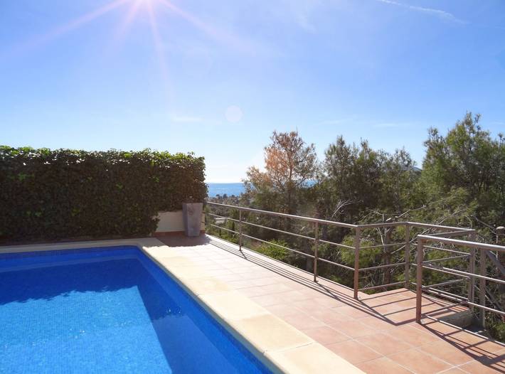 Maison d’hôte pour 5 personnes, avec piscine ainsi que jardin et balcon, adapté aux familles en Espagne - 2