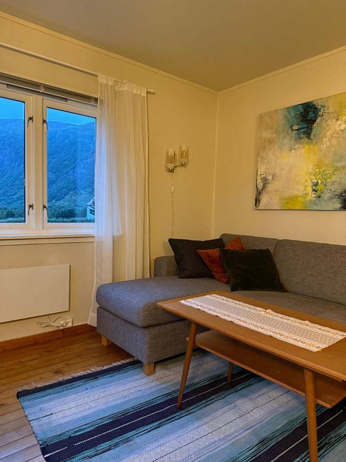Ferienhaus für 5 Personen, mit Balkon und Terrasse sowie Garten und Sauna in Lyngen - 2