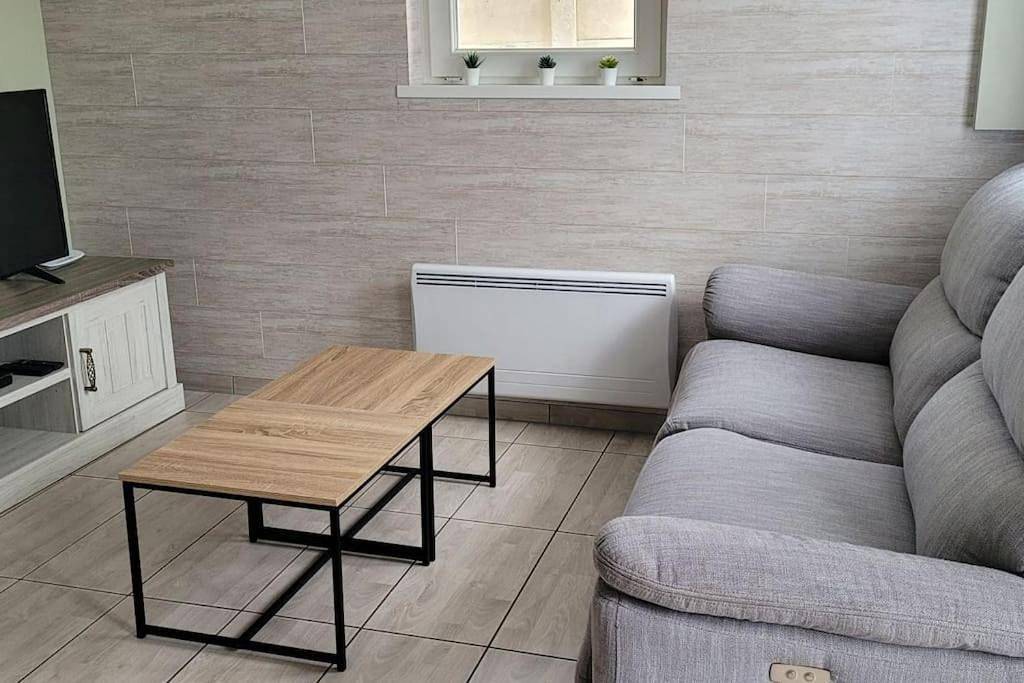 Il Vialetto, appartement Santa Lucia, au calme, tout confort in Jeumont, Avesnes-sur-Helpe