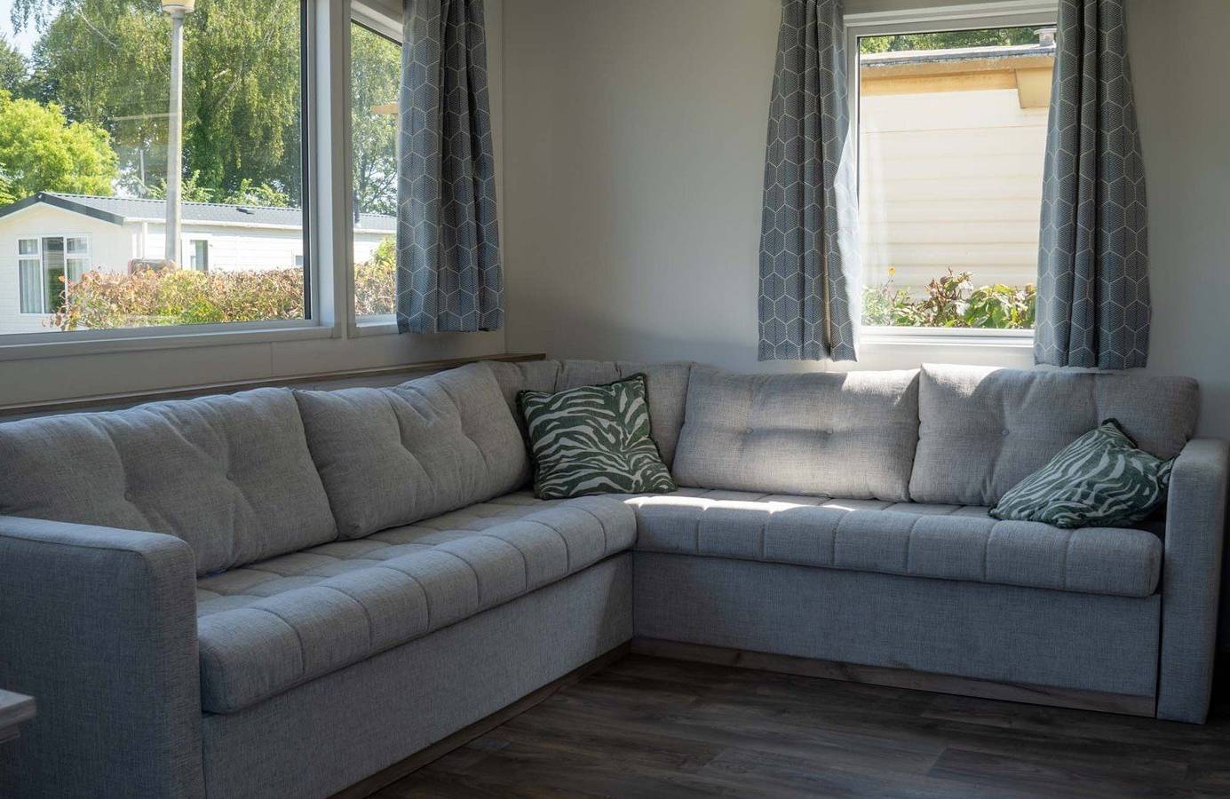 Chalet für 4 Personen mit Balkon/Terrasse in Scherpenisse, Niederländische Nordsee