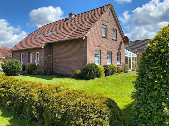 Ferienhaus für 7 Personen, mit Terrasse und Garten sowie Ausblick in Großheide