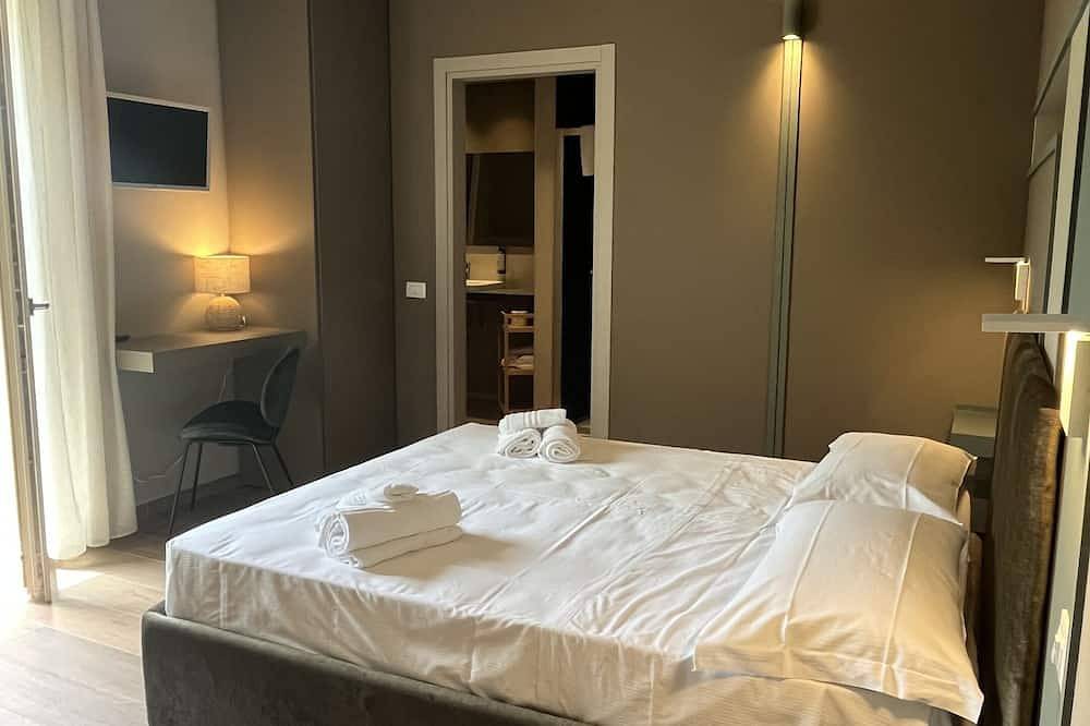 Apartamento entero, Apartamento-Premium-Baño en la habitacion-Balcón in Imola, Provincia de Bologna