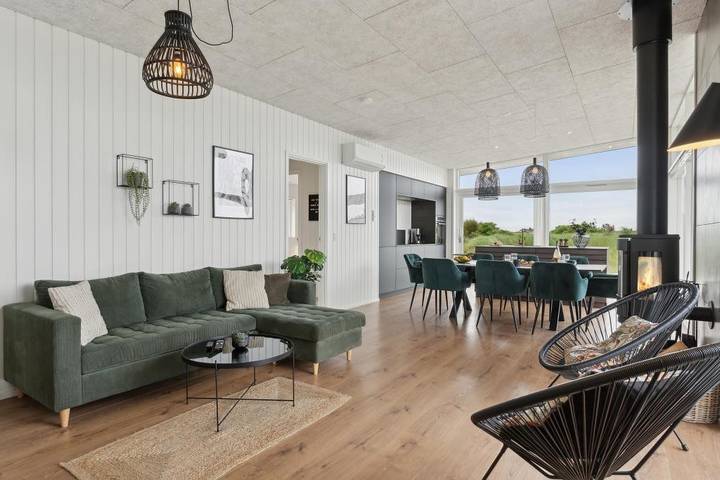 Modernes Ferienhaus am Ringkøbing Fjord mit Sauna, Whirlpool und Aktivitäten für die ganze Familie in Skodbjerge, Haurvig