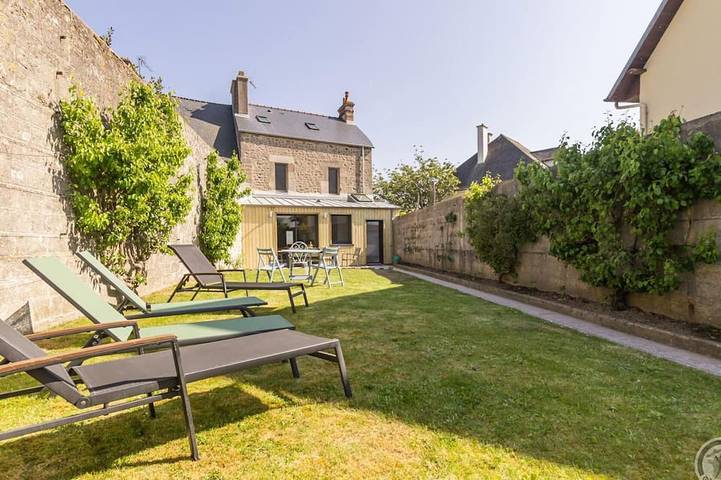 Gîte pour 8 personnes, avec jardin à Barfleur