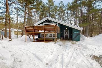 Vacation House for 4 Guests in Conway, Cranmore Mountain Resort, Picture 1