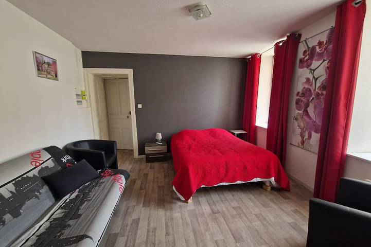 Ganze Wohnung, Zentral gelegene Wohnung, Haustiere Ok in Luxeuil-les-Bains, Haute-Saône