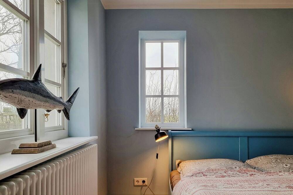 Maritimes Ferienhaus in Alleinlage auf dem Deich in Osterhever, Eiderstedt