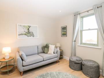 Cottage for 6 People in Fortuneswell, Isle of Portland, Photo 2