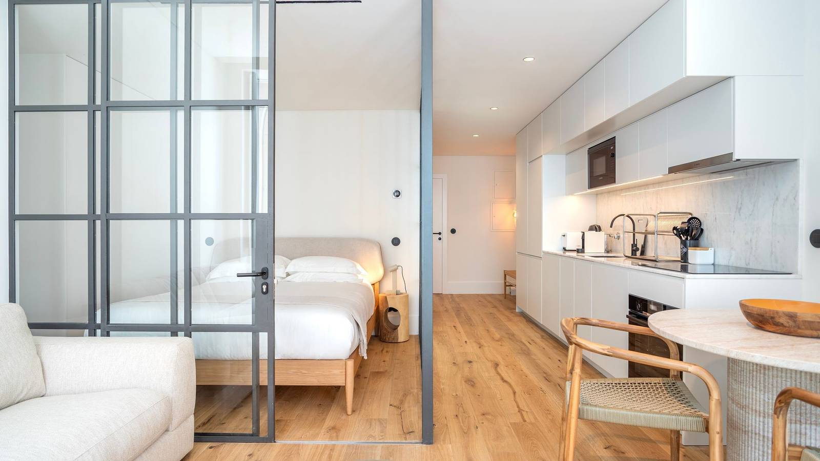 Apartamento inteiro, Edition 147 - Luxury Beach Studio by Lovelystay in Foz do Douro, Porto