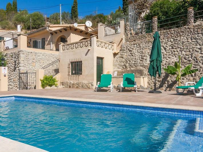 Ferienhaus für 5 Personen, mit Pool und Balkon/Terrasse, kinderfreundlich - 1