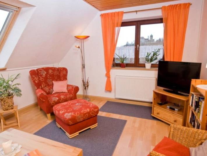 Apartamento vacacional de 3 dormitorios. in Colmberg, Romantische Straße