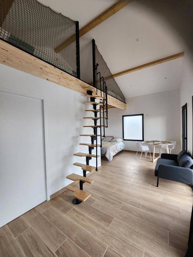 Gîte pour 6 personnes, avec terrasse à Jonage - 3