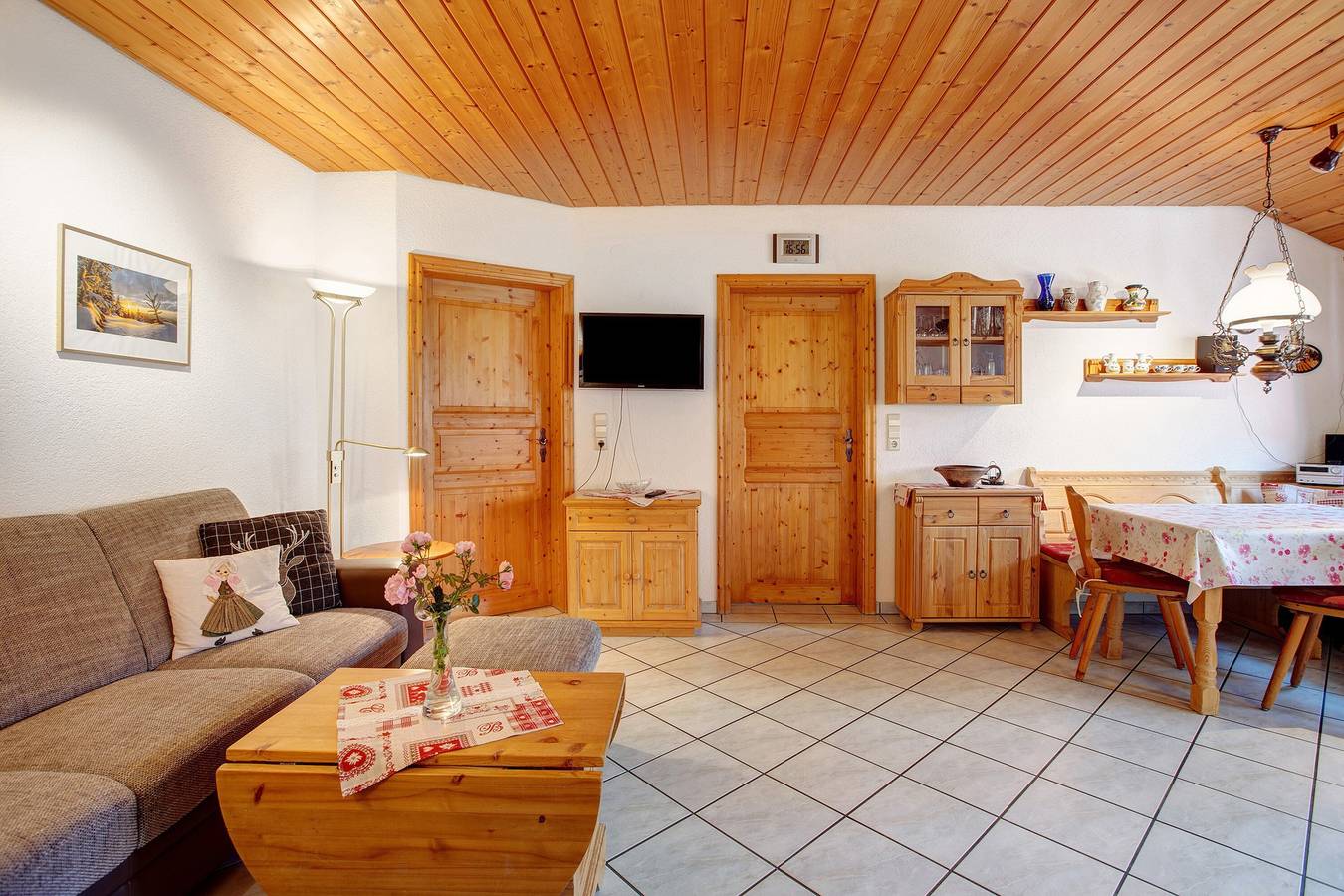 Ganze Wohnung, Ferienwohnung "Nord" mit Balkon in Dachsberg, Südschwarzwald