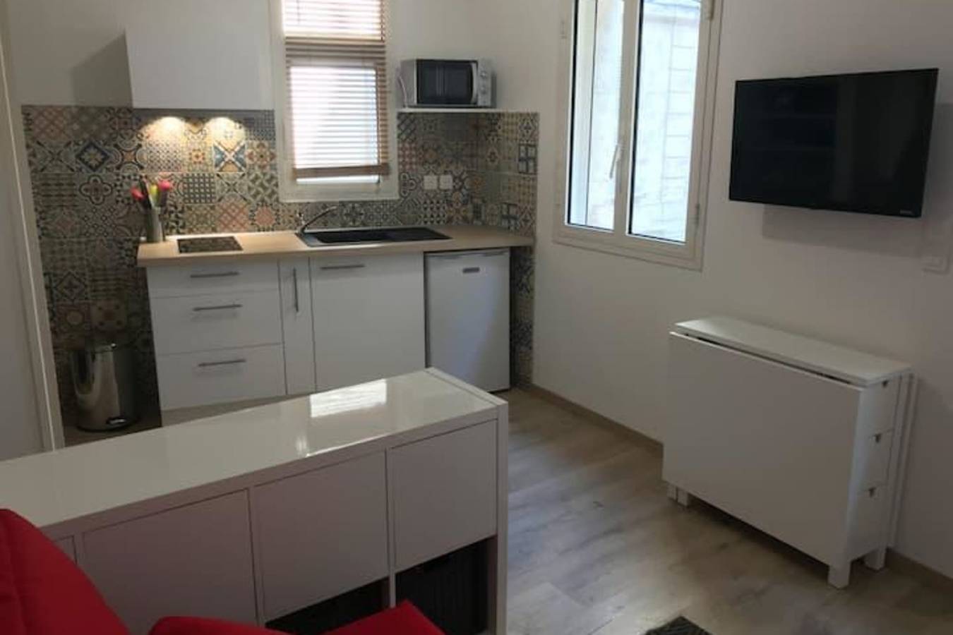 Studio entier, Studio Paisible Pour 2 Proche Palais Des Papes in Avignon, Vaucluse
