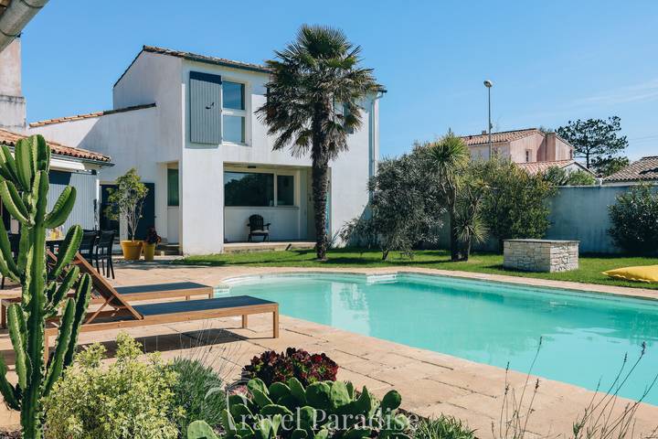 Ferienhaus für 8 Personen, mit Terrasse und Garten