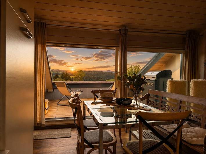 Casa vacanza per 6 persone, con Balcone e Terrazza nonché Panorama a Roana