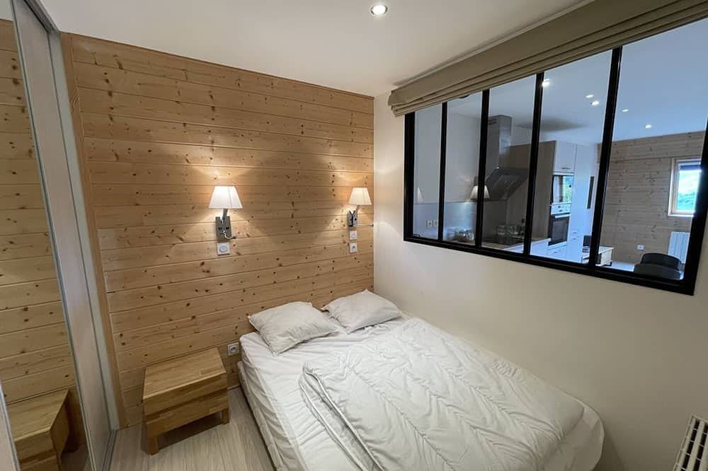 Entire apartment, Cozy apartment sleeps 6, ski access, parking in Le Lioran, Saint-Jacques-des-Blats