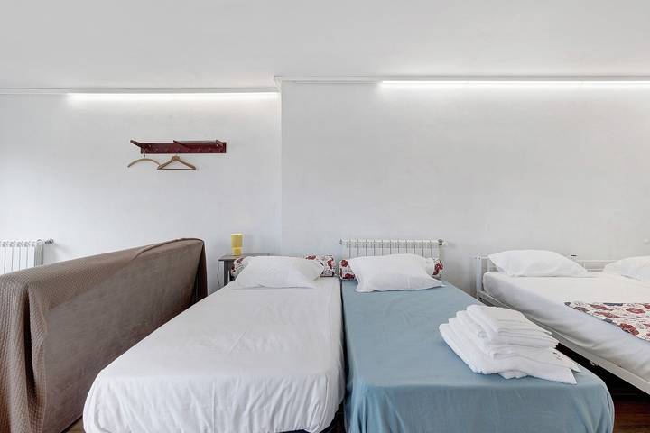 Entire studio, Portas de Caminha Iii Studio with Shared Terrace, Balcony and Wi-Fi in Caminha (Matriz) e Vilarelho, Viana do Castelo District