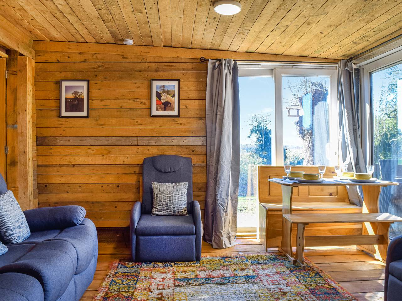 Alpaca Lodge in Dutton, Cheshire West and Chester