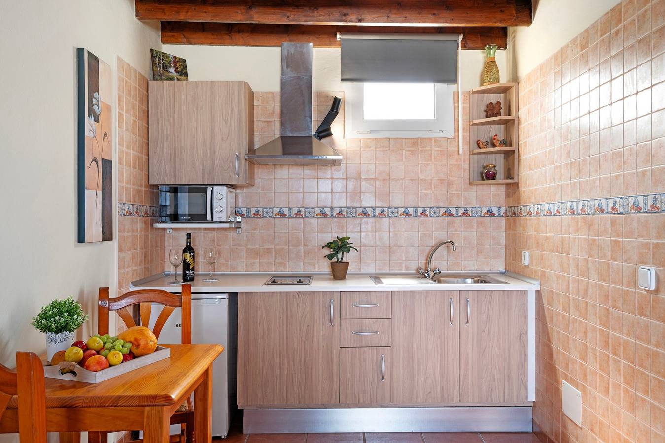 Vacation Home "Viviendas El Pescador - Remo" with Sea View, Private Terrace & Wi-Fi in El Golfo, Timanfaya National Park