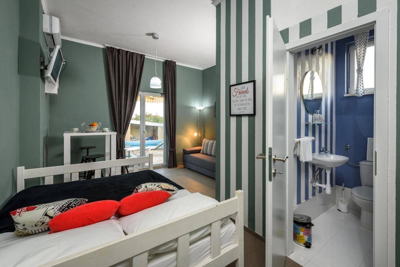 Ganze Wohnung, Studios Slaven in Plano (Kroatische Adria), Split-Dalmatien