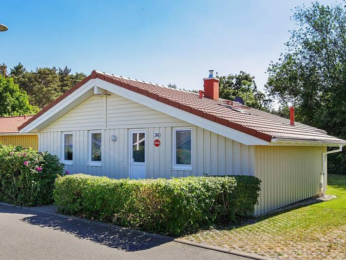 Ferienhaus für 6 Personen, mit Terrasse und Garten in Lensterstrand - 4