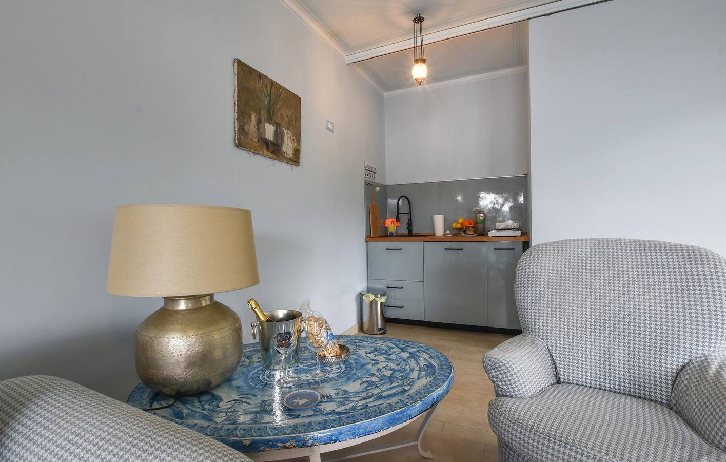 Gemütliche 90 m² große Ferienwohnung mit Meerblick, WLAN, Parkplatz und Zugang zum Strand in Mazzarò, Taormina
