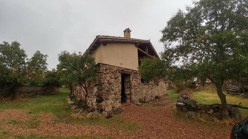 Casa rural para 8 personas, con terraza y vistas, Se admiten mascotas en Tenzuela - 3