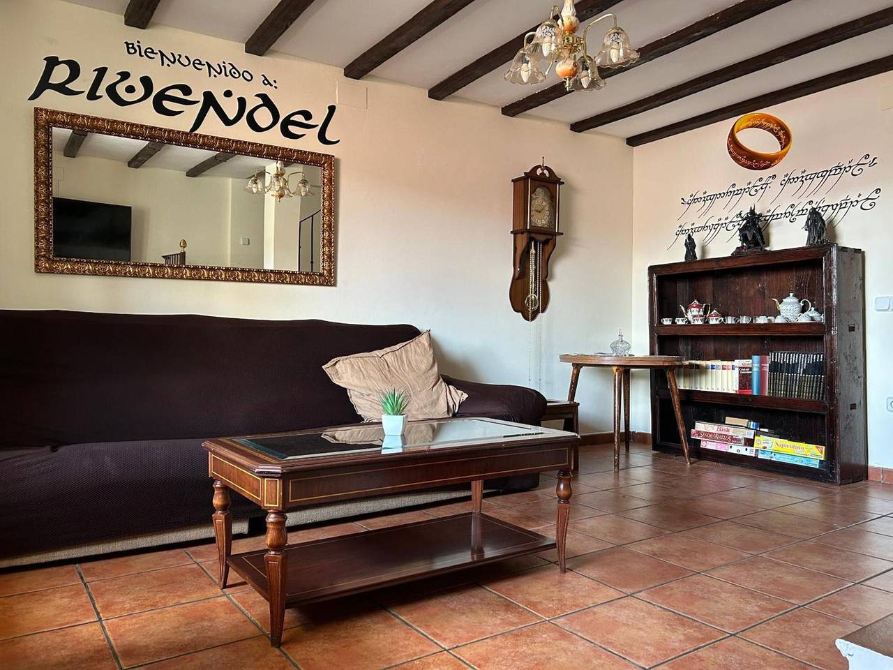 Casa Rivendel – Fantasía, Confort y Naturaleza in Poyales del Hoyo, Valle del Tiétar