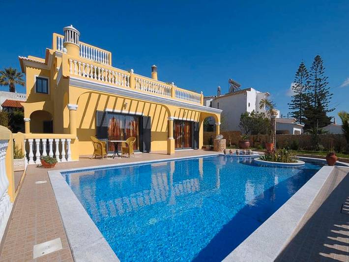 Villa für 6 Personen, mit Garten und Balkon sowie Kinderpool - 1