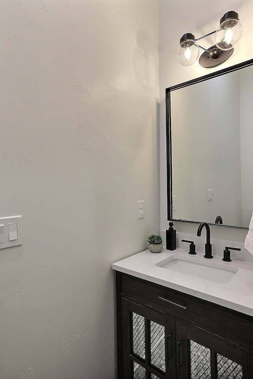 Vacation rental for 6 people, with yard in McCall