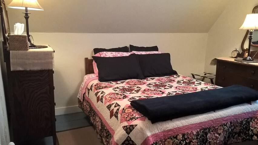 Vacation rental for 6 people, with yard in Acadia National Park