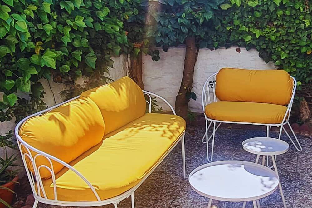 Apartamento entero, Casa Maripepa, a 2min a pie de la Playa de Benajarafe in Urbanizacion La Esperanza, Vélez-Málaga