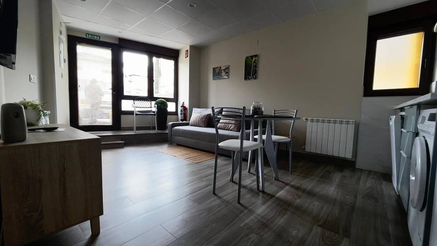 Gîte pour 2 personnes, avec terrasse et vue dans Arenas de Cabrales - 4