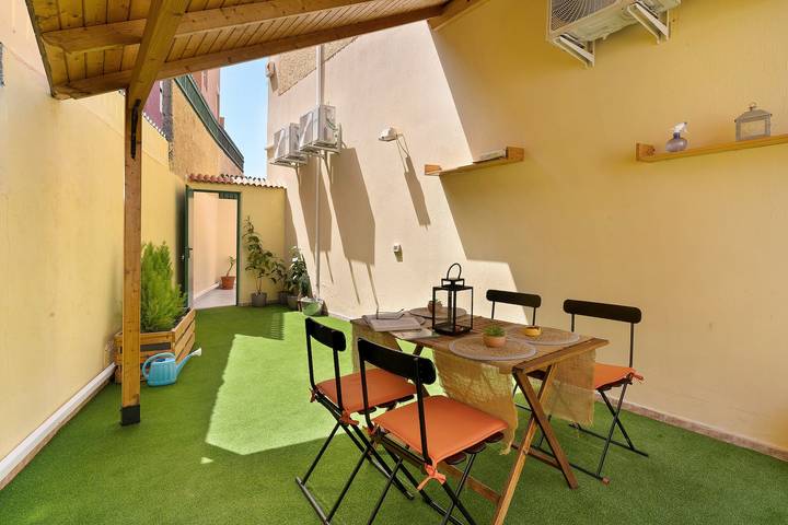 Casa en Maspalomas 'Colina Verde' con Terraza Privada, barbacoa, Wi-Fi y aire acondicionado. in Maspalomas, San Bartolomé de Tirajana