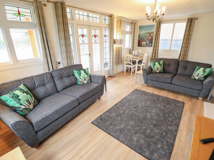 Chalet for 4 people, with Garden in Chapel St. Leonards