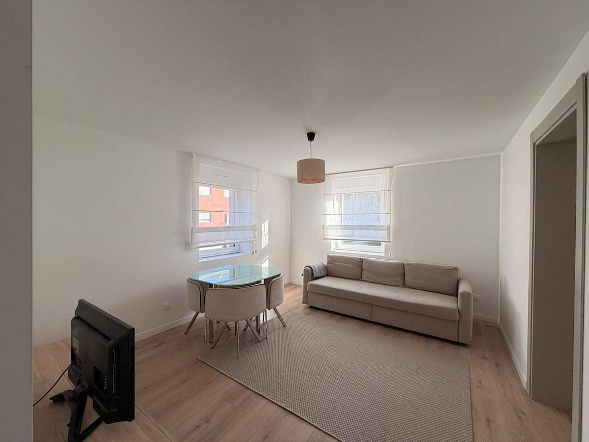 Appartement entier, Proche Colmar, parking, Wifi, bus, self-check-in in Bischwihr, Région de Colmar