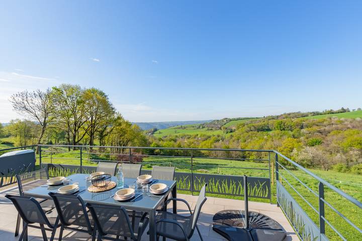 Gîte de Lucie - Climatisé avec jardin de 800 m² in Lunac, Aveyron