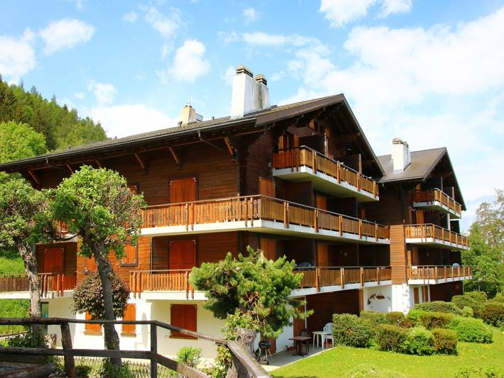 Ferienwohnung für 6 Personen, mit Balkon und Ausblick in Les Agettes