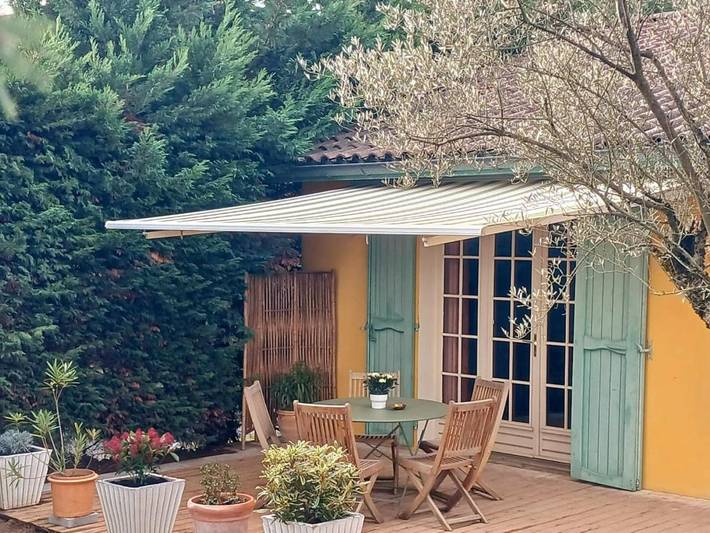 Gîte pour 6 personnes, avec Terrasse et Jardin à Charbonnières-les-Bains