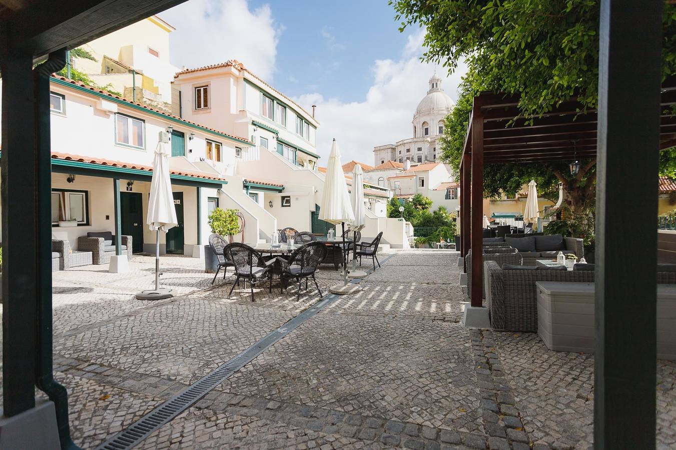 Entire apartment, Guestready - Alfama Terrace I in São Vicente de Fora, São Vicente (Lisbon)