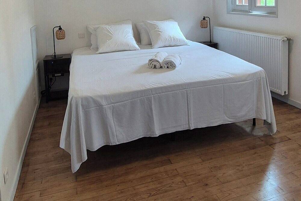 La tannerie de L'alzou, entièrement rénovée, calme in Gramat, Causses du Quercy Regional Nature Park