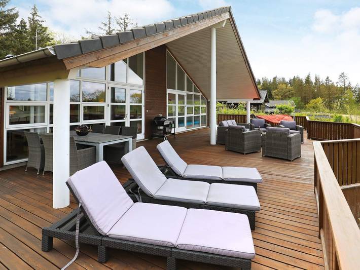 Location de vacances pour 8 personnes, avec sauna ainsi que terrasse et piscine, adapté aux familles dans Viborg - 2